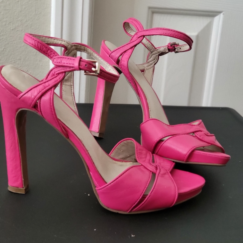 Nine West Pink leather high heeled sandal